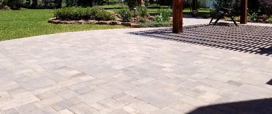 Patio in Kingwood, TX, made from concrete pavers.